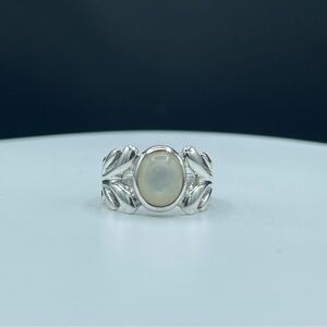 Natural Mother Of Pearl Sterling Silver Ring (Size 8)